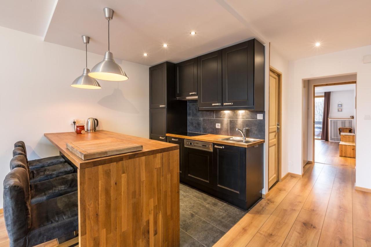 Apartment Periades - Central Chamonix Incredible Mountain Views ภายนอก รูปภาพ