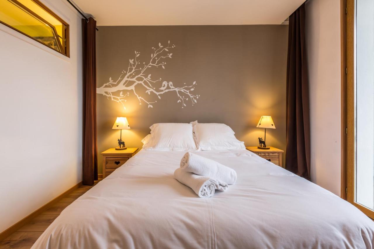 Apartment Periades - Central Chamonix Incredible Mountain Views ภายนอก รูปภาพ