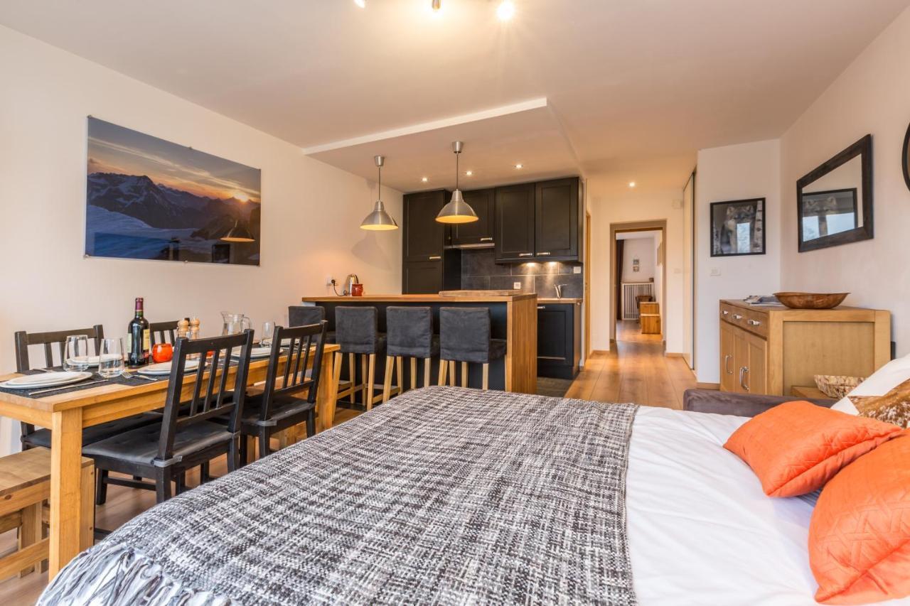 Apartment Periades - Central Chamonix Incredible Mountain Views ภายนอก รูปภาพ